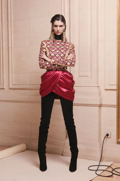 Look 13